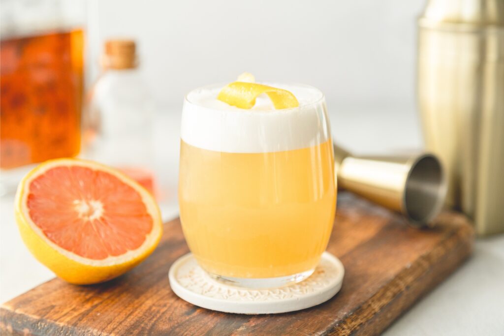Florida Grapefruit Brandy Sour