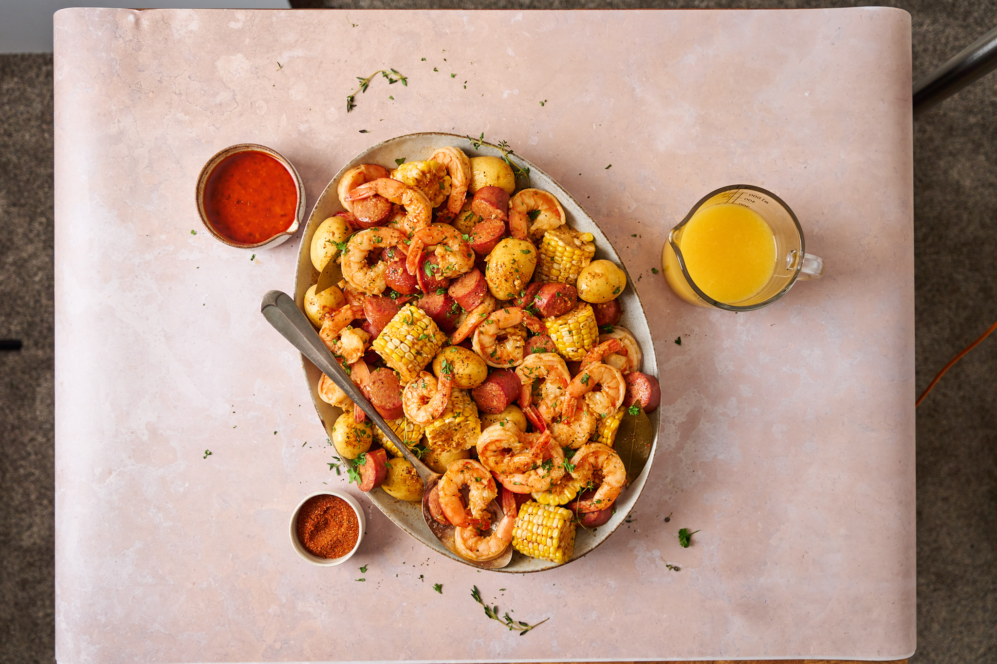Bouilli De Fruits De Mer Au Beurre Et Au Jus Dorange De La Floride